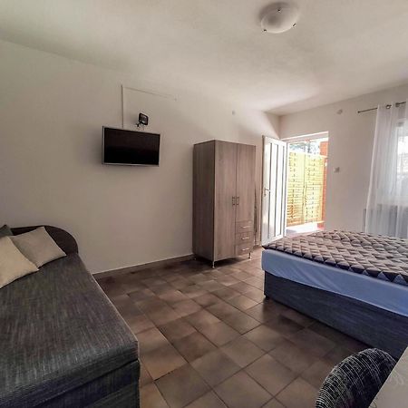 Vasti Apartman Siófok Buitenkant foto