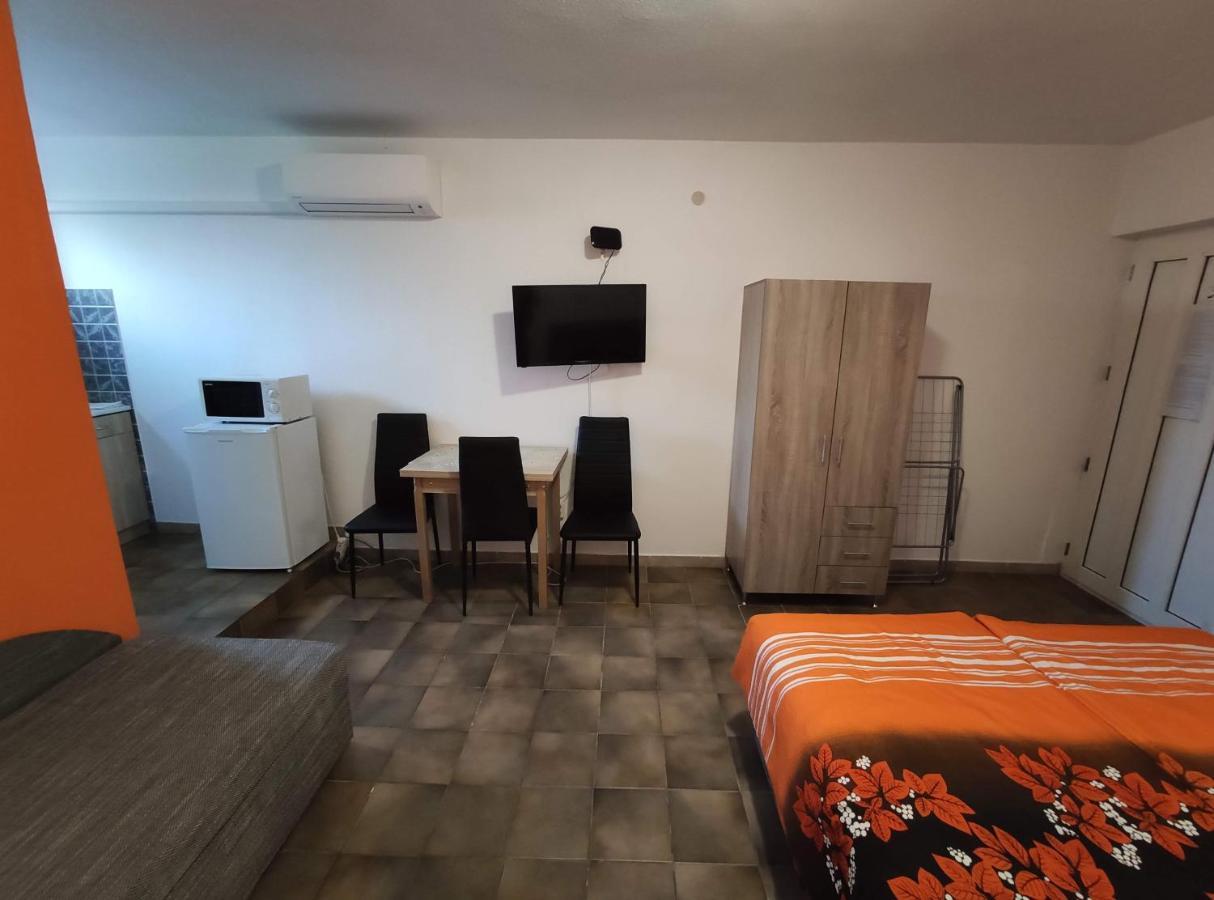 Vasti Apartman Siófok Buitenkant foto