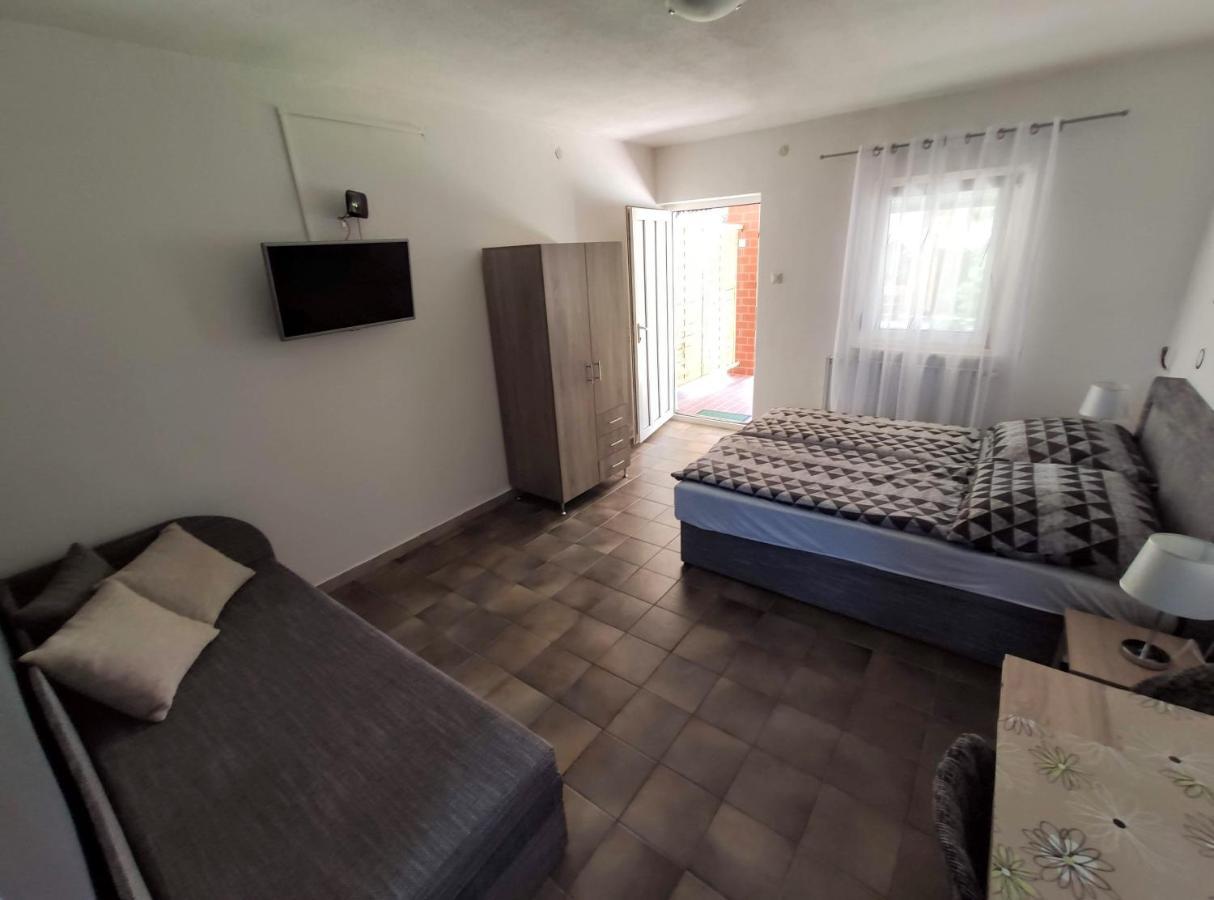 Vasti Apartman Siófok Buitenkant foto