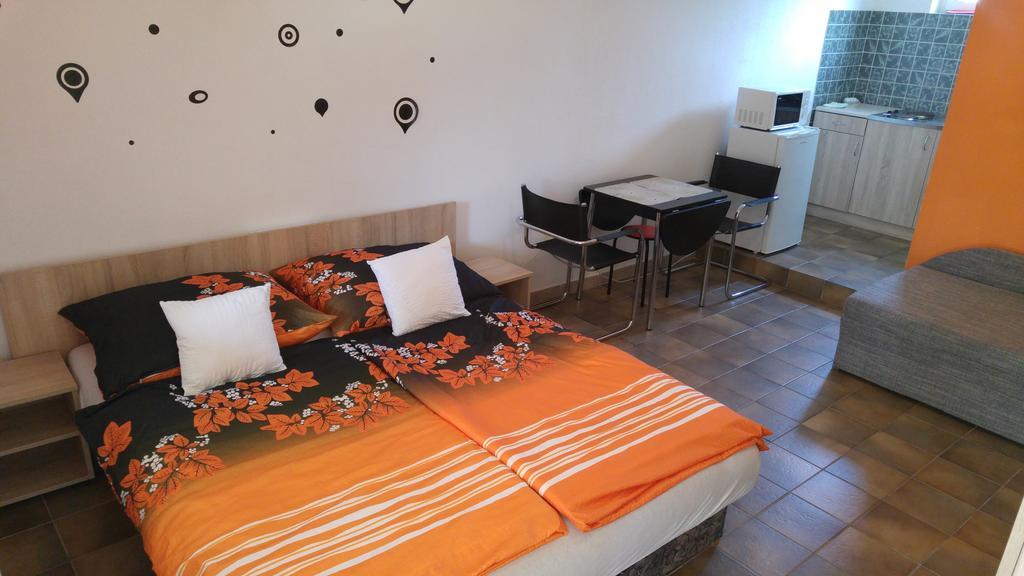 Vasti Apartman Siófok Buitenkant foto