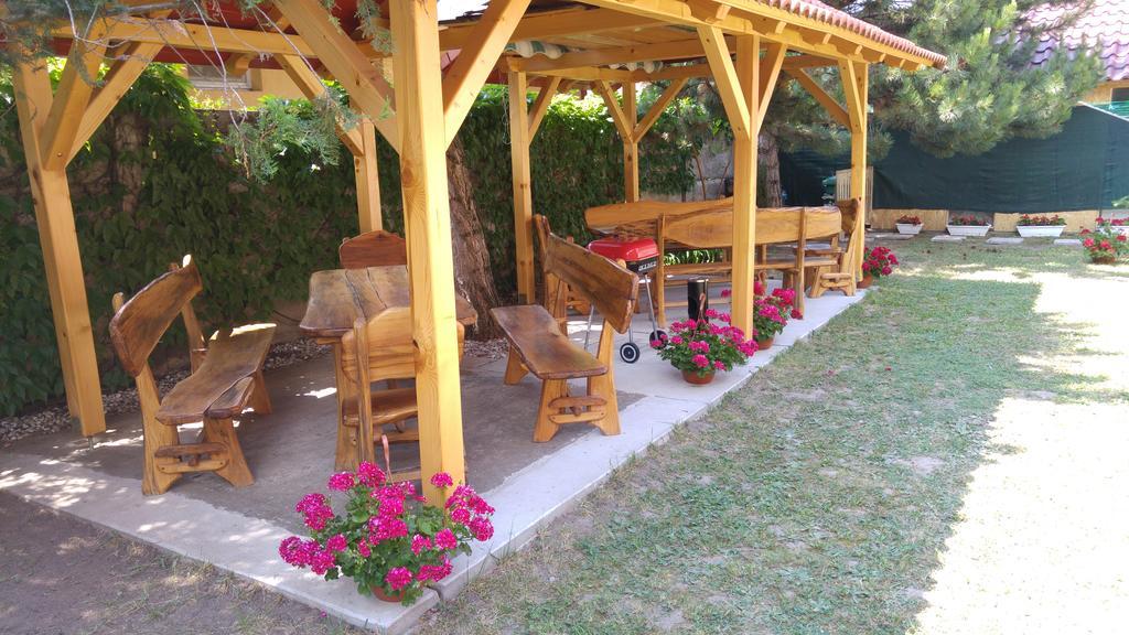 Vasti Apartman Siófok Buitenkant foto