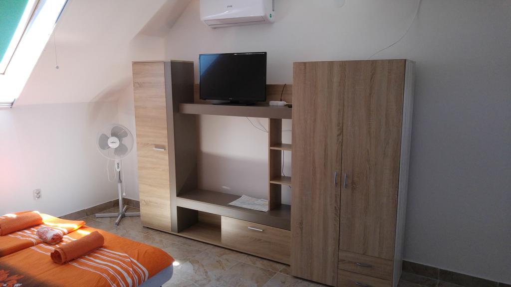 Vasti Apartman Siófok Buitenkant foto